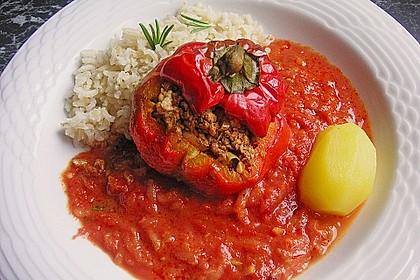 Gefüllte Paprika mit Hackfleisch, Feta und Zucchini 8