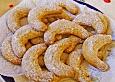 Gef&uuml;llte Vanillekipferl