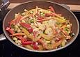 Paprika - Zucchinigem&uuml;se mit Speck und Schmand