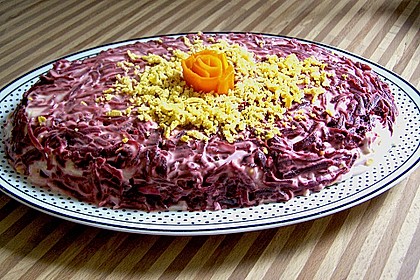Russischer Schichtsalat 'Hering im Pelzmantel' 5