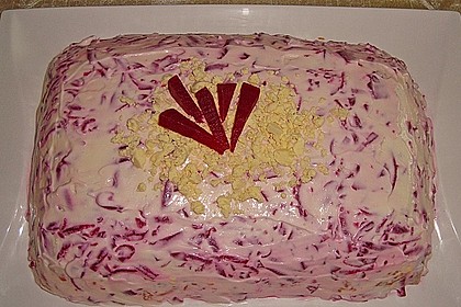 Russischer Schichtsalat 'Hering im Pelzmantel' 32