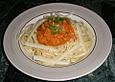 Tagliatelle mit Tomaten und Peperoni