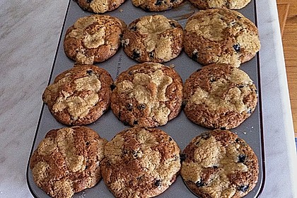 Blueberry Crumble Muffins 1