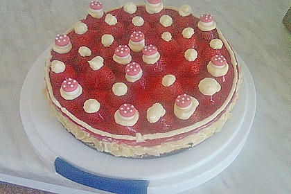 Erdbeerkuchen mit Schmand - Vanillecreme 1