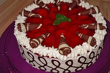 Erdbeerkuchen mit Schmand - Vanillecreme 5