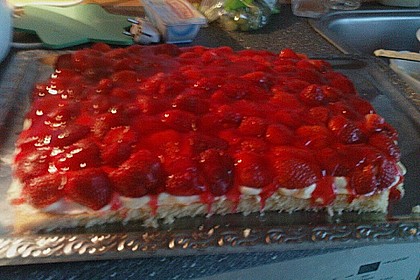 Erdbeerkuchen mit Schmand - Vanillecreme 7