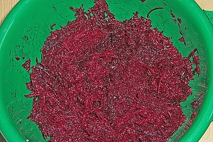 Rote Bete Salat mit Apfel und Walnuss 4
