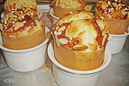 Kleine Panettone mit Manschette 1