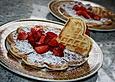 Waffeln mit Erdbeeren