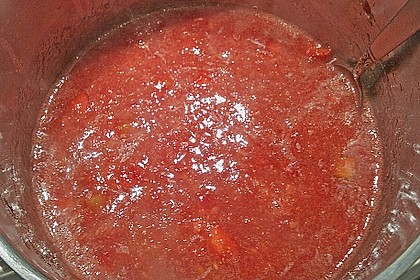 Erdbeermarmelade mit Zitronenmelisse