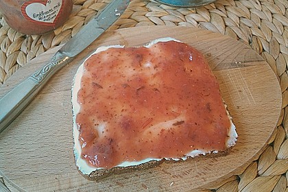 Erdbeermarmelade mit Zitronenmelisse 4