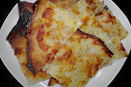 Albertos d&uuml;nnes Pizzabrot 14
