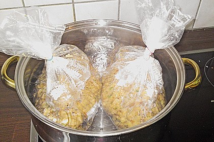 Semmelkn&ouml;del oder Serviettenkn&ouml;del mit Pilzgem&uuml;se 2