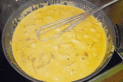 Semmelkn&ouml;del oder Serviettenkn&ouml;del mit Pilzgem&uuml;se 3