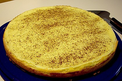 Rahmkuchen mit M&uuml;rbeteig