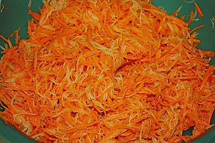 Pikanter Karottensalat mit Glasnudeln 5