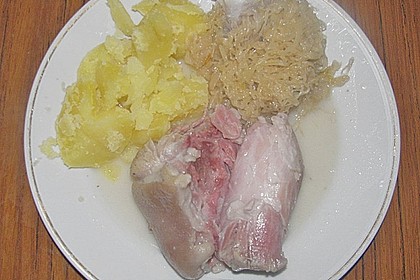 P&ouml;keleisbein mit Meerrettichsauce 3