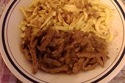 Rindergeschnetzeltes an Johannisbeer - Senfsauce 7