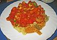 Pasta Tricolore zu cremig - w&uuml;rziger Tomatensauce