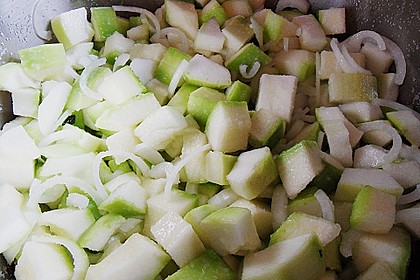 Zucchini s&uuml;&szlig;-sauer eingelegt