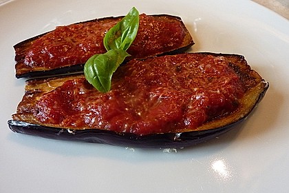 Auberginen mit Tomatensugo und Parmesan überbacken 13