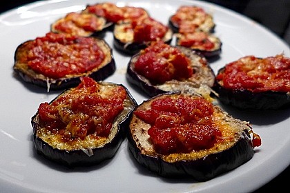 Auberginen mit Tomatensugo und Parmesan überbacken 7
