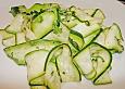 Zucchini - Salat mit Minz - Vinaigrette