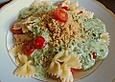 Nudeln mit Spinat, Tomaten und H&auml;hnchen