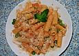 Nudeln mit einer Mascarpone - Erbsen - Tomatenso&szlig;e