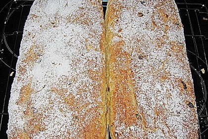 Uschis Mandel - Marzipan - Weihnachtsstollen 1