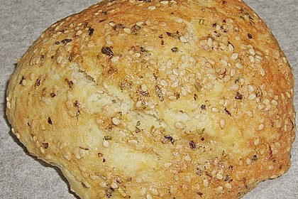 Kr&auml;uter - Frischk&auml;se - Br&ouml;tchen