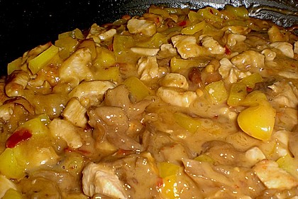 'Scharfes Huhn' &agrave; la Anette - in Erdnusssauce mit Mischpilzen 3