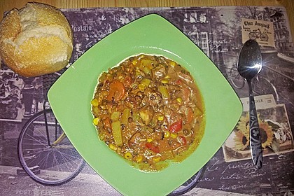 Linsen-Gemüse-Kartoffel-Topf mit Putenfleisch 2