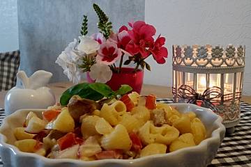 Nudelsalat mit Pute