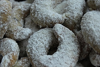 Vanillekipferl 8