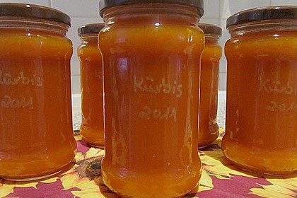 K&uuml;rbismarmelade