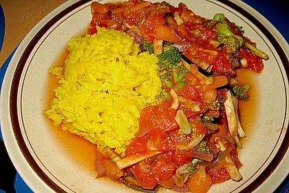 Italienischer Tomatentopf zu Reis