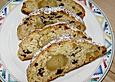 Uschis Quarkstollen mit Marzipanf&uuml;llung