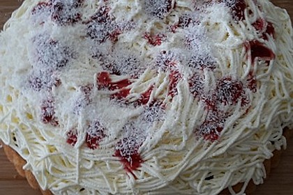 Süßer Spaghettikuchen 13