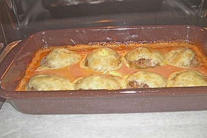 &Uuml;berbackene Hackfleischb&auml;llchen