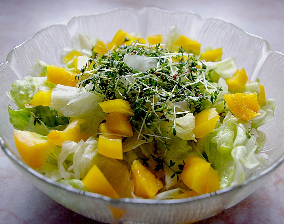 Eisbergsalat mit leckerem Salatdressing (Rezept mit Bild) | Chefkoch.de