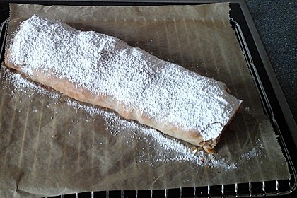 Alt-Wiener Apfelstrudel 38