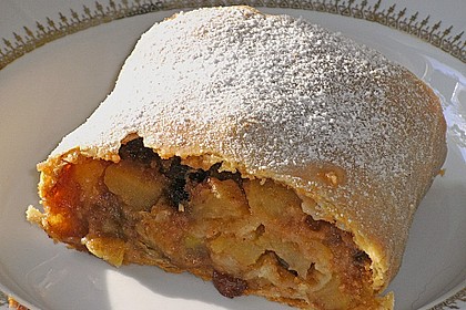 Alt-Wiener Apfelstrudel 7