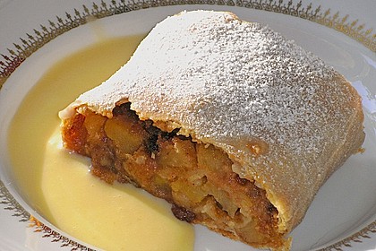 Alt-Wiener Apfelstrudel 3