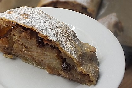 Alt-Wiener Apfelstrudel 12
