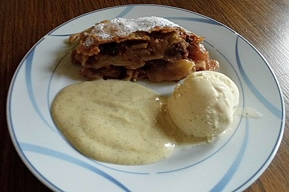 Alt-Wiener Apfelstrudel 18