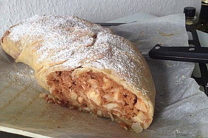 Alt-Wiener Apfelstrudel 26