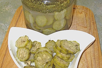 Eingemachte Zucchinischeiben 2