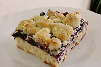 Falscher Hefekuchen mit Blaubeeren und Streuseln 2