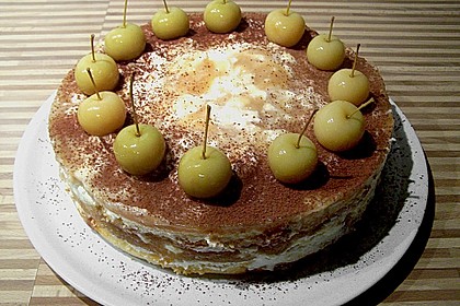 S&uuml;&szlig;e Apfeltorte mit Mascarponecreme und feiner weihnachtlicher Note
